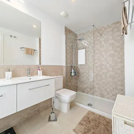 Appartement Stunning 3 Bed Penthouse In - Pure South *